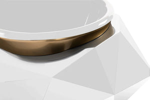 Diamond bathtub detail