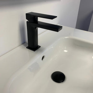 Single-Handle Bathroom Sink Faucet Kala Black Grober